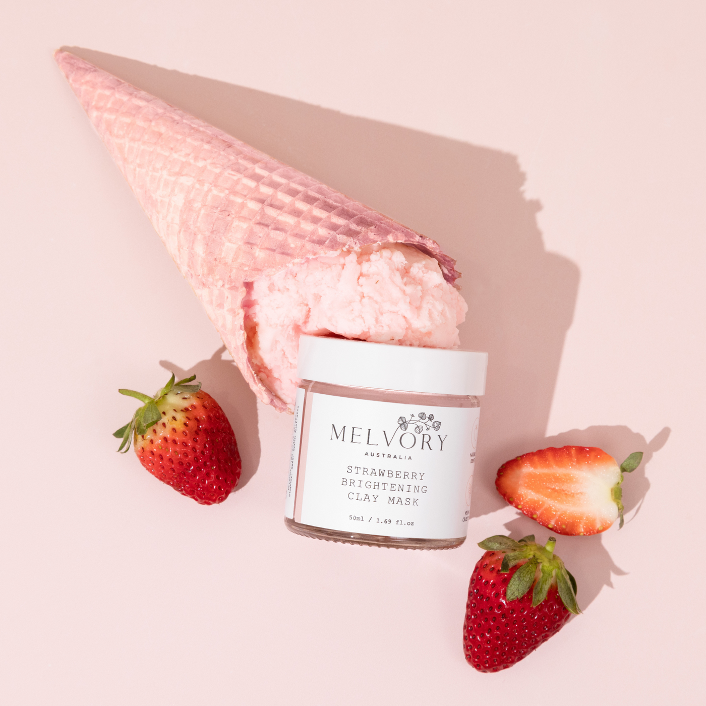 Strawberry Sundae Brightening Clay Mask with Free Brush