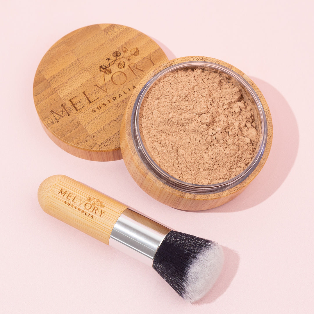 Mineral Powder Foundation &amp; Kabuki Brush Set