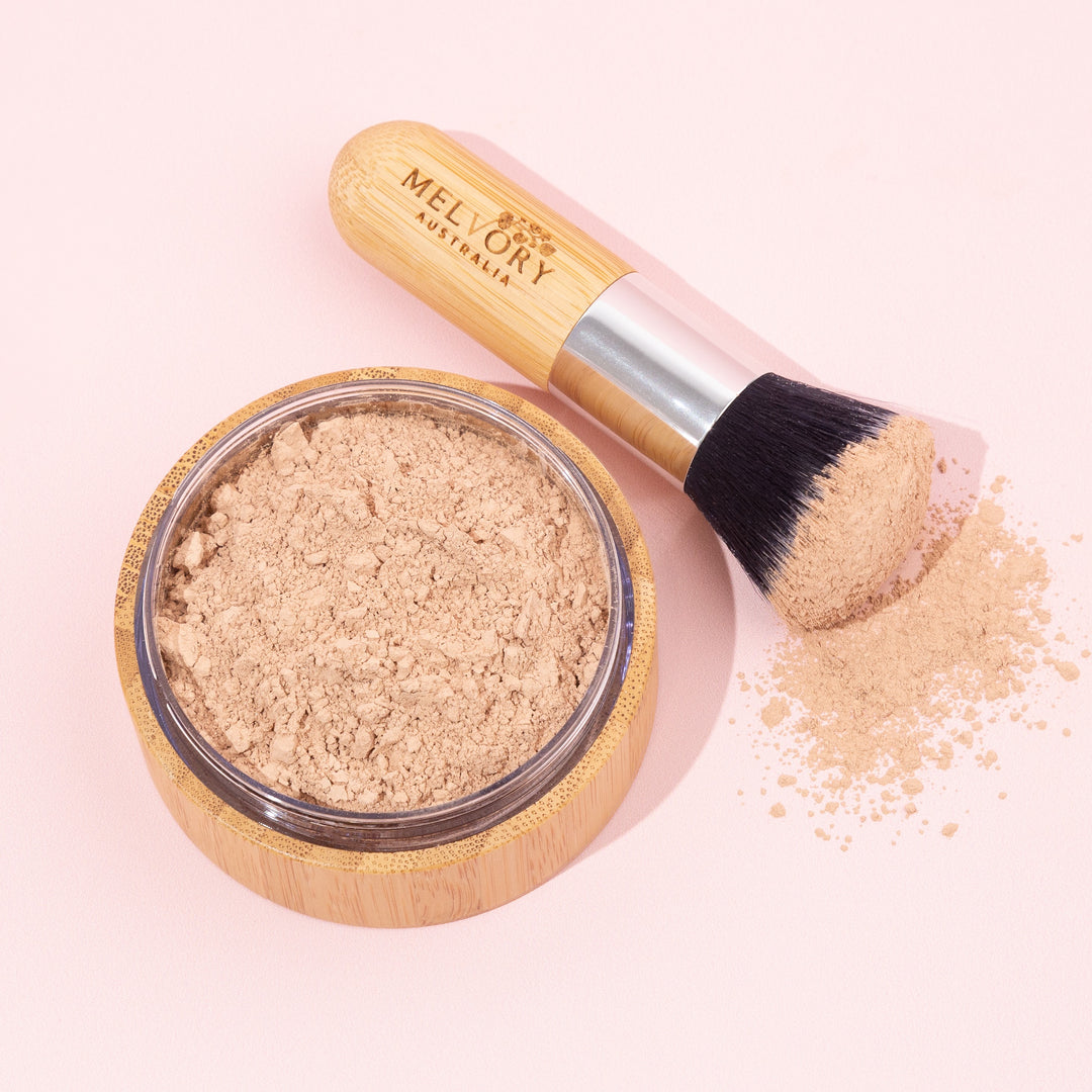 Mineral Powder Foundation &amp; Kabuki Brush Set