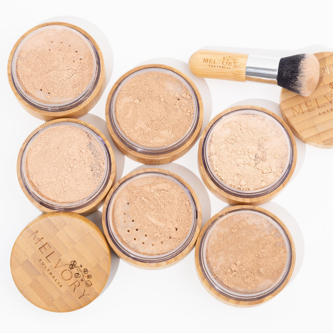 Mineral Powder Foundation &amp; Kabuki Brush Set